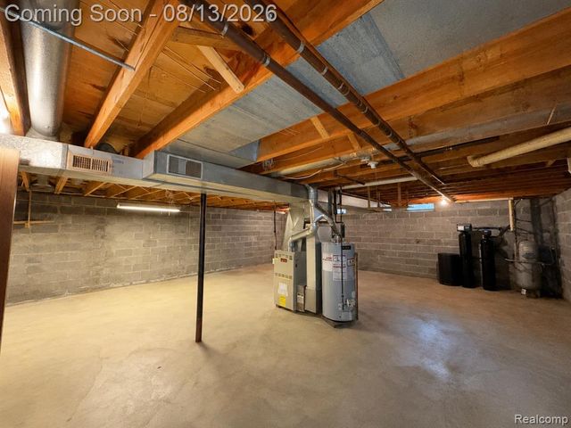 2742 Parkway Place, Hartland, MI 48353