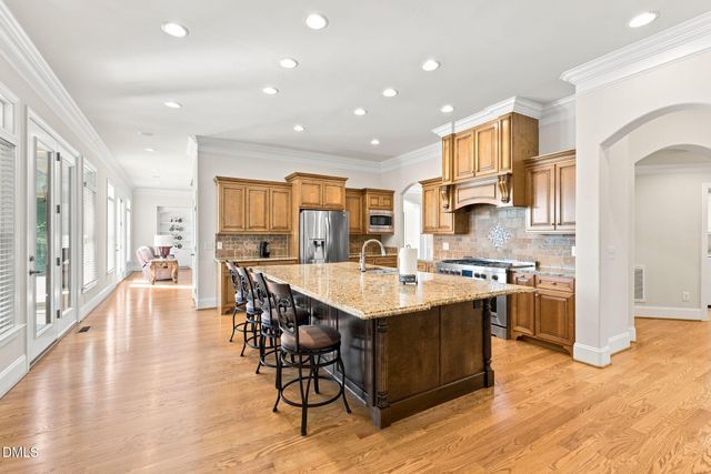 1326 Lochshire Drive, Burlington, NC 27215