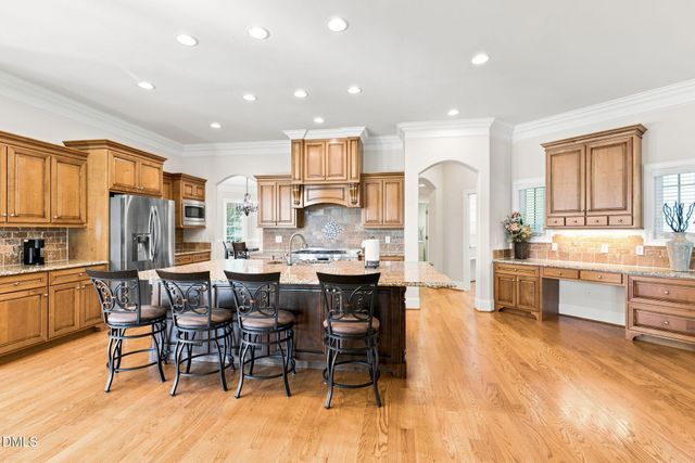 1326 Lochshire Drive, Burlington, NC 27215