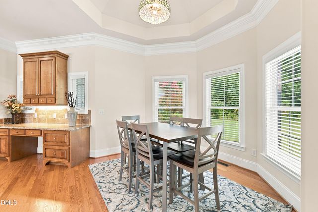 1326 Lochshire Drive, Burlington, NC 27215