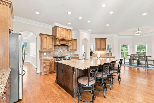 1326 Lochshire Drive, Burlington, NC 27215
