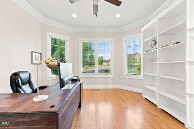 1326 Lochshire Drive, Burlington, NC 27215
