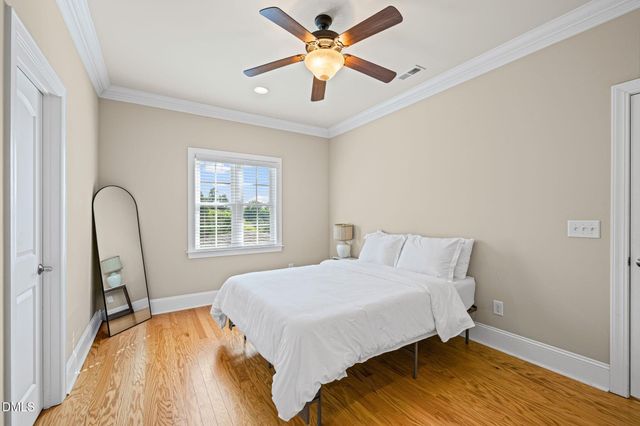 1326 Lochshire Drive, Burlington, NC 27215