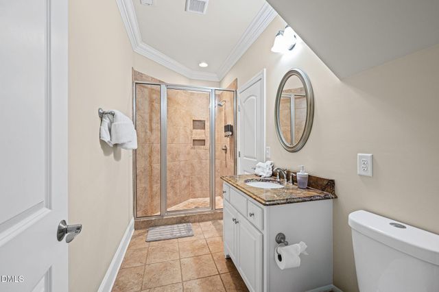 1326 Lochshire Drive, Burlington, NC 27215