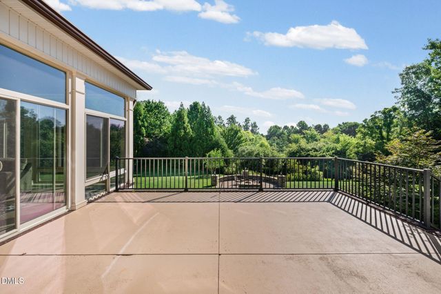 1326 Lochshire Drive, Burlington, NC 27215