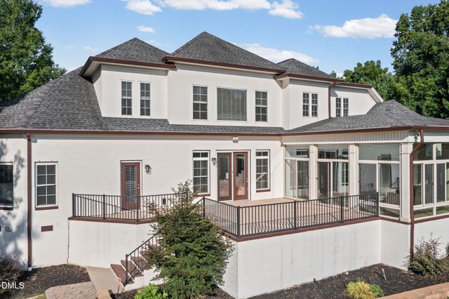 1326 Lochshire Drive, Burlington, NC 27215