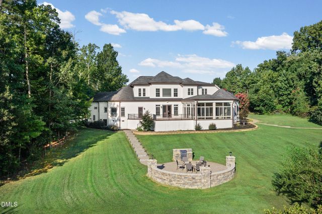 1326 Lochshire Drive, Burlington, NC 27215