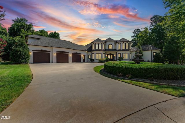 1326 Lochshire Drive, Burlington, NC 27215