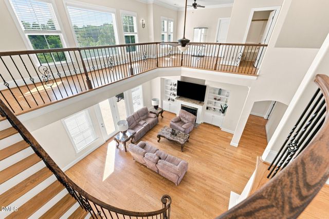1326 Lochshire Drive, Burlington, NC 27215