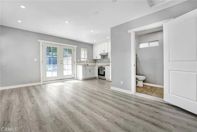1823 S Van Ness, Los Angeles, CA 90019