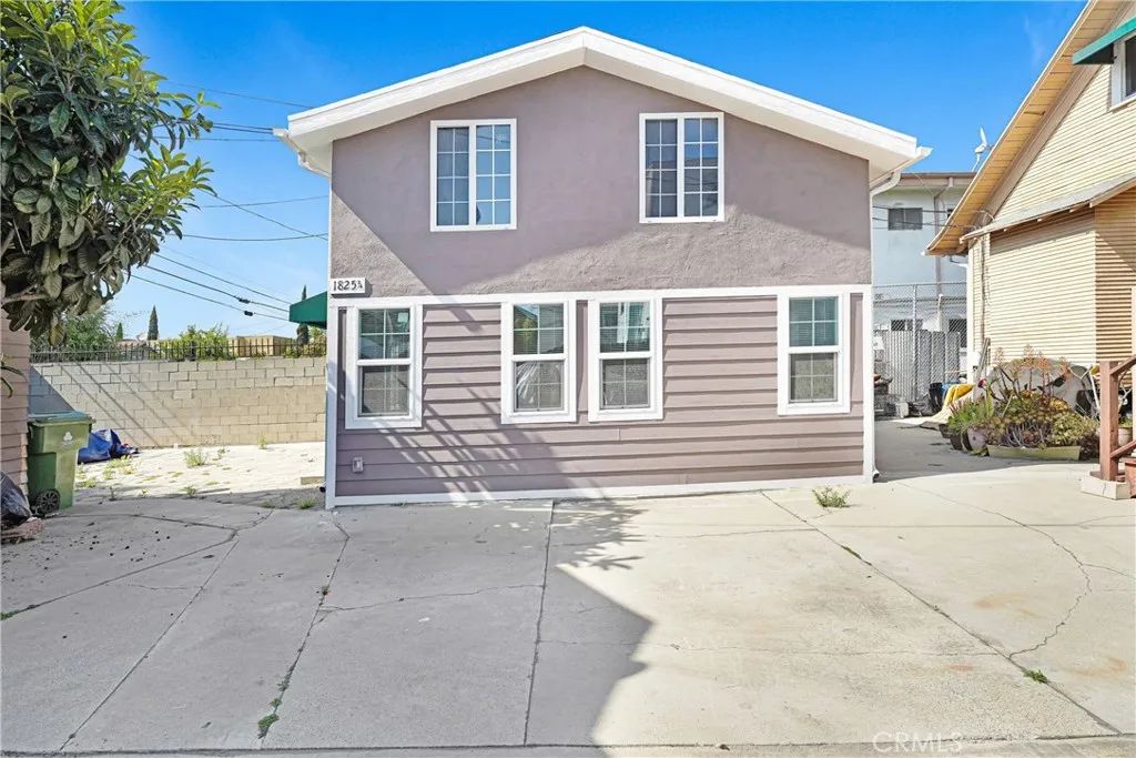 1823 S Van Ness, Los Angeles, CA 90019