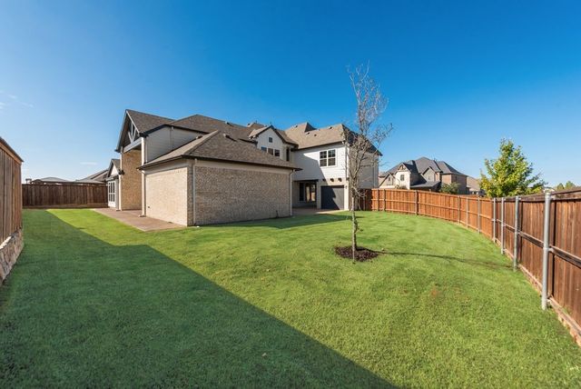 2704 Hartman Circle, Mansfield, TX 76063