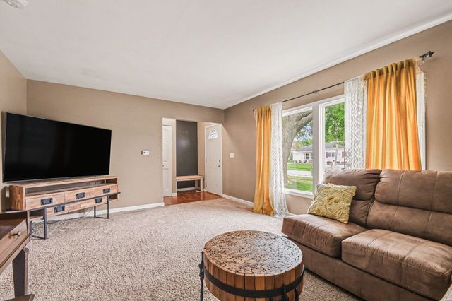 1721 SE Macgregor Road, South Bend, IN 46614