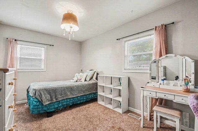 1721 SE Macgregor Road, South Bend, IN 46614