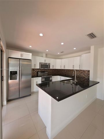 12510 SW 94th Ter, Miami, FL 33186