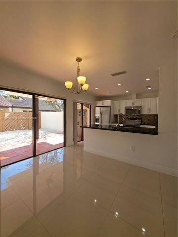 12510 SW 94th Ter, Miami, FL 33186