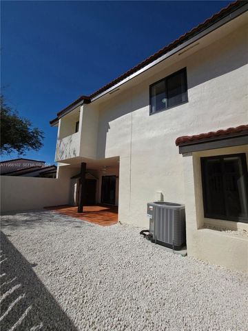 12510 SW 94th Ter, Miami, FL 33186