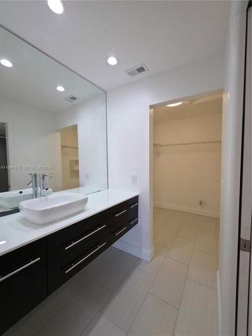 12510 SW 94th Ter, Miami, FL 33186