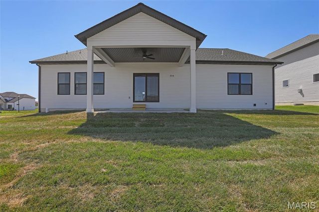 3114 Ashville Drive, Glen Carbon, IL 62034