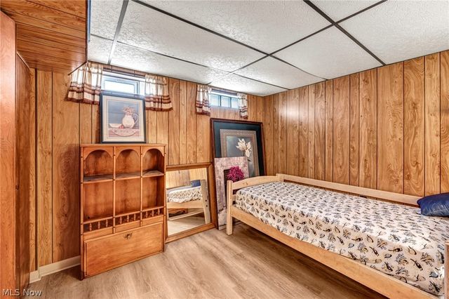 15425 Richard Drive, Brook Park, OH 44142