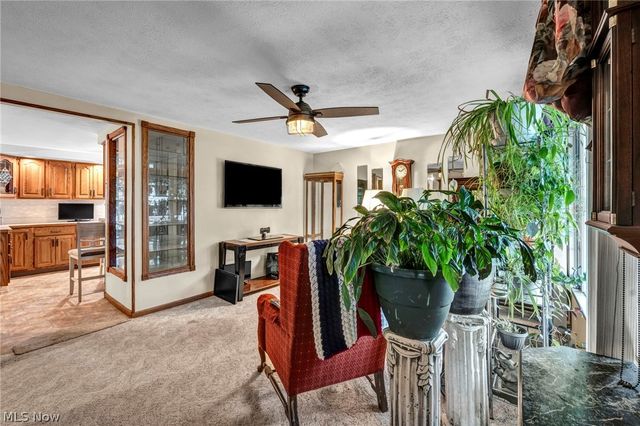 15425 Richard Drive, Brook Park, OH 44142