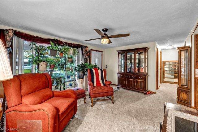 15425 Richard Drive, Brook Park, OH 44142