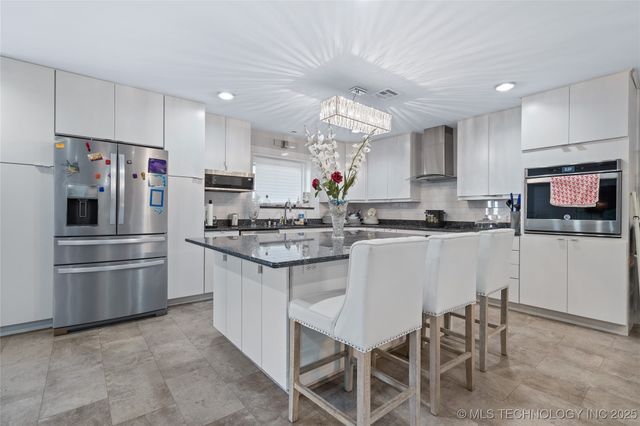 8596 State Highway 199, Dickson, OK 73401