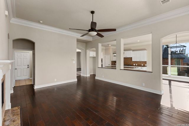 3327 Monarch, San Antonio, TX 78259