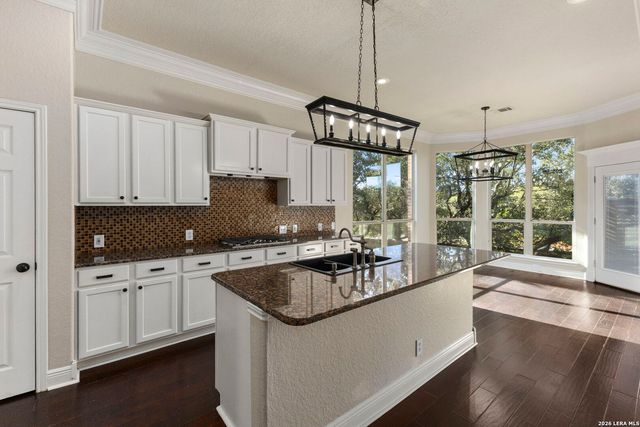 3327 Monarch, San Antonio, TX 78259