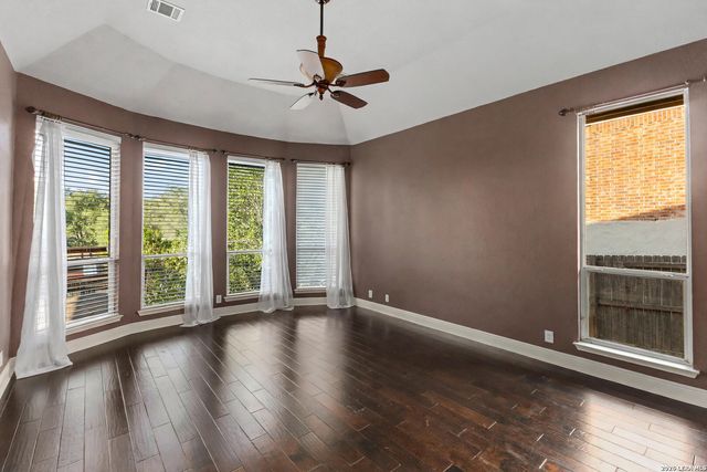 3327 Monarch, San Antonio, TX 78259