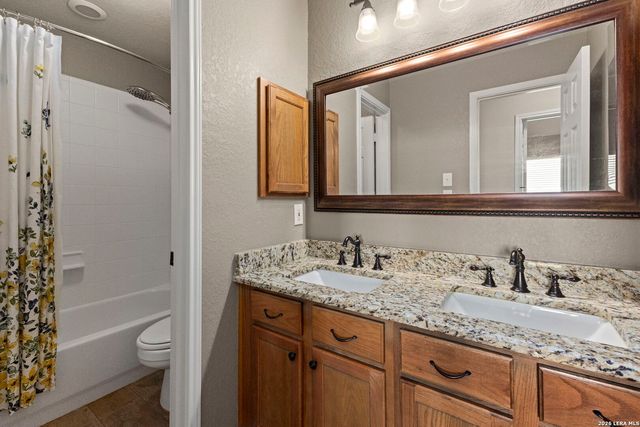 3327 Monarch, San Antonio, TX 78259