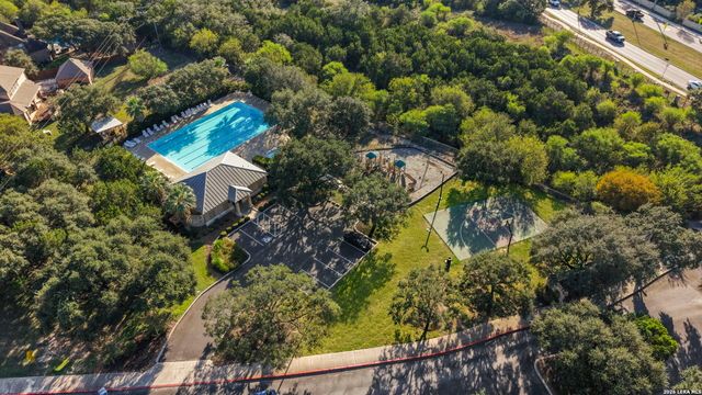 3327 Monarch, San Antonio, TX 78259