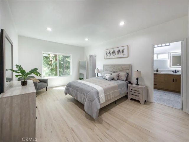 1944 Glendon 209, Los Angeles, CA 90025