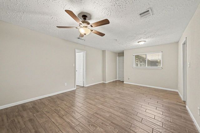 12615 Amado Drive, Houston, TX 77065