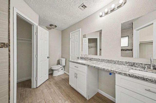 12615 Amado Drive, Houston, TX 77065