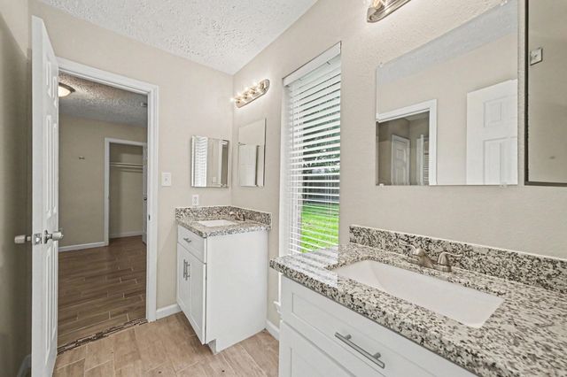 12615 Amado Drive, Houston, TX 77065