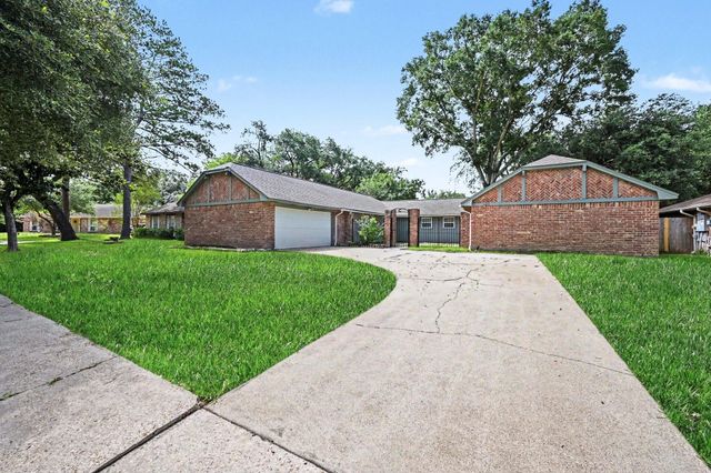 12615 Amado Drive, Houston, TX 77065