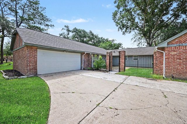 12615 Amado Drive, Houston, TX 77065