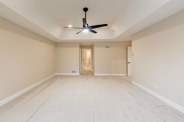 9322 S 54th Avenue, Oak Lawn, IL 60453