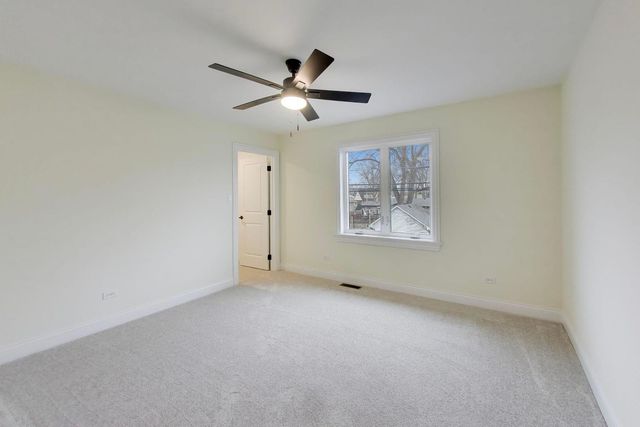 9322 S 54th Avenue, Oak Lawn, IL 60453