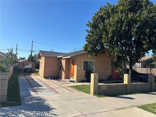 242 E M, Colton, CA 92324