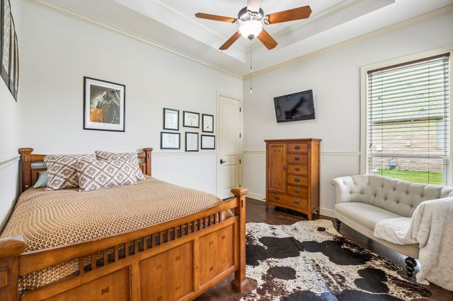 6212 Lakeside Drive, Fort Worth, TX 76179