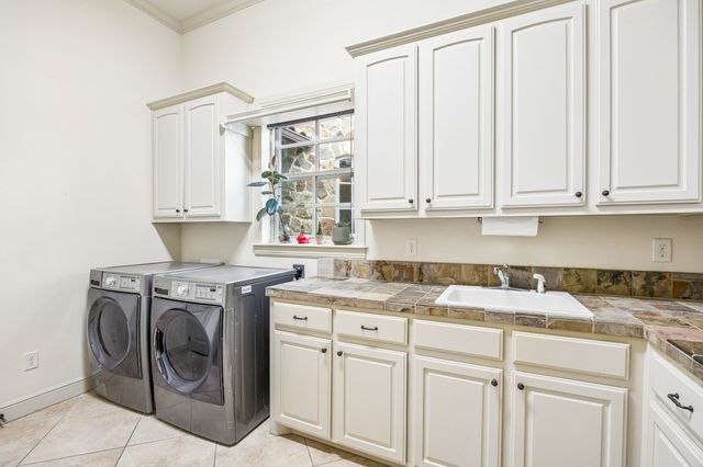 6212 Lakeside Drive, Fort Worth, TX 76179