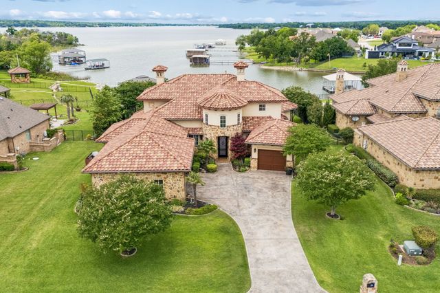 6212 Lakeside Drive, Fort Worth, TX 76179