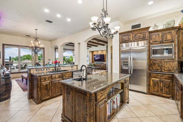 6212 Lakeside Drive, Fort Worth, TX 76179