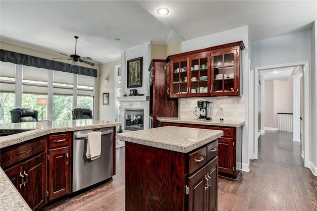 7611 Eicher Drive, Shawnee, KS 66217