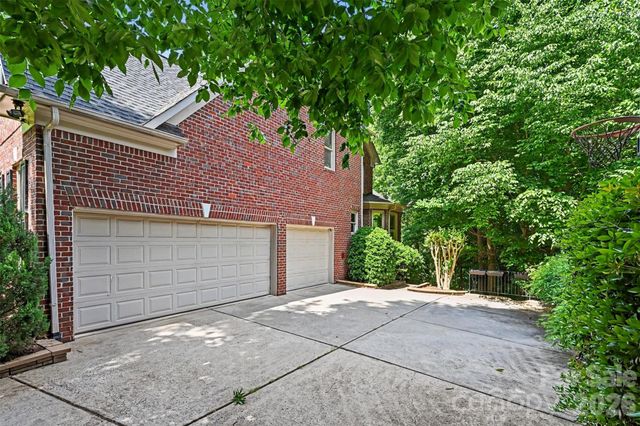 10808 Lederer Avenue, Charlotte, NC 28277