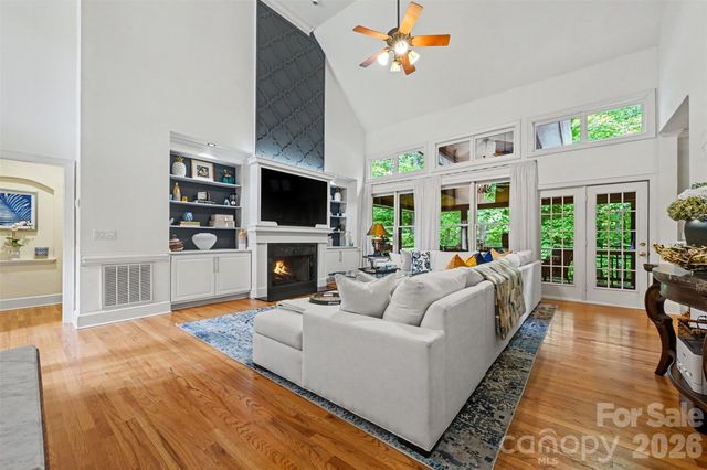 10808 Lederer Avenue, Charlotte, NC 28277