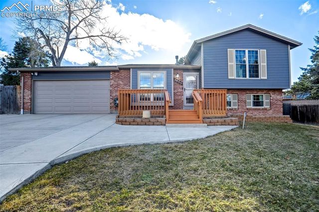 2955 Reuben Drive, Colorado Springs, CO 80918