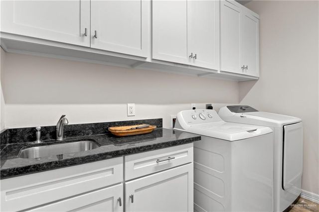 102 Heron Street, Los Fresnos, TX 78566